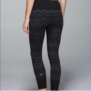 Lululemon Ebb to Street Leggings Size 4